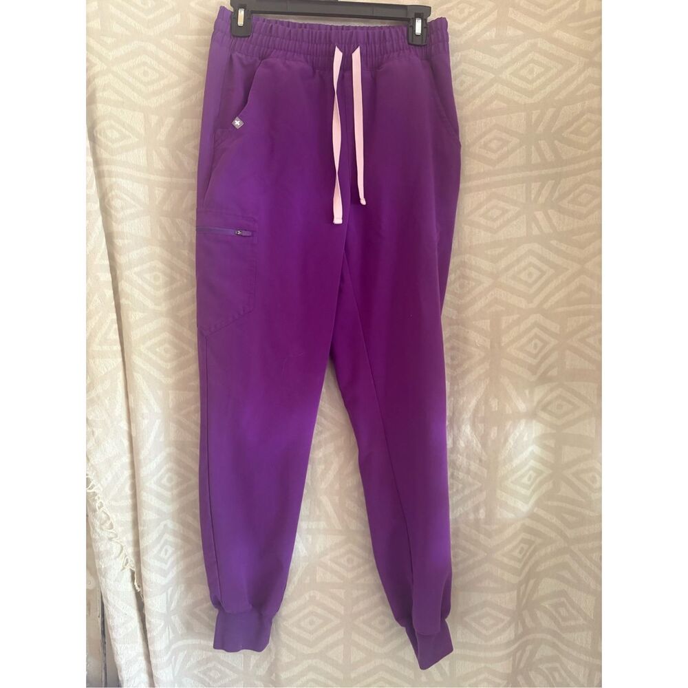 FIGS Women's Purple Jogger Scrub Pants Medical Doctor‎ Nurse